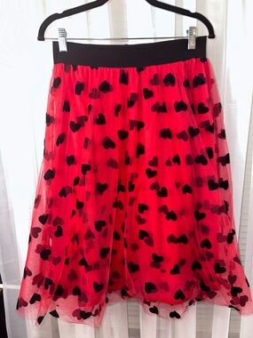 New York & Company Red Tulle Skirt with Black Heart Print